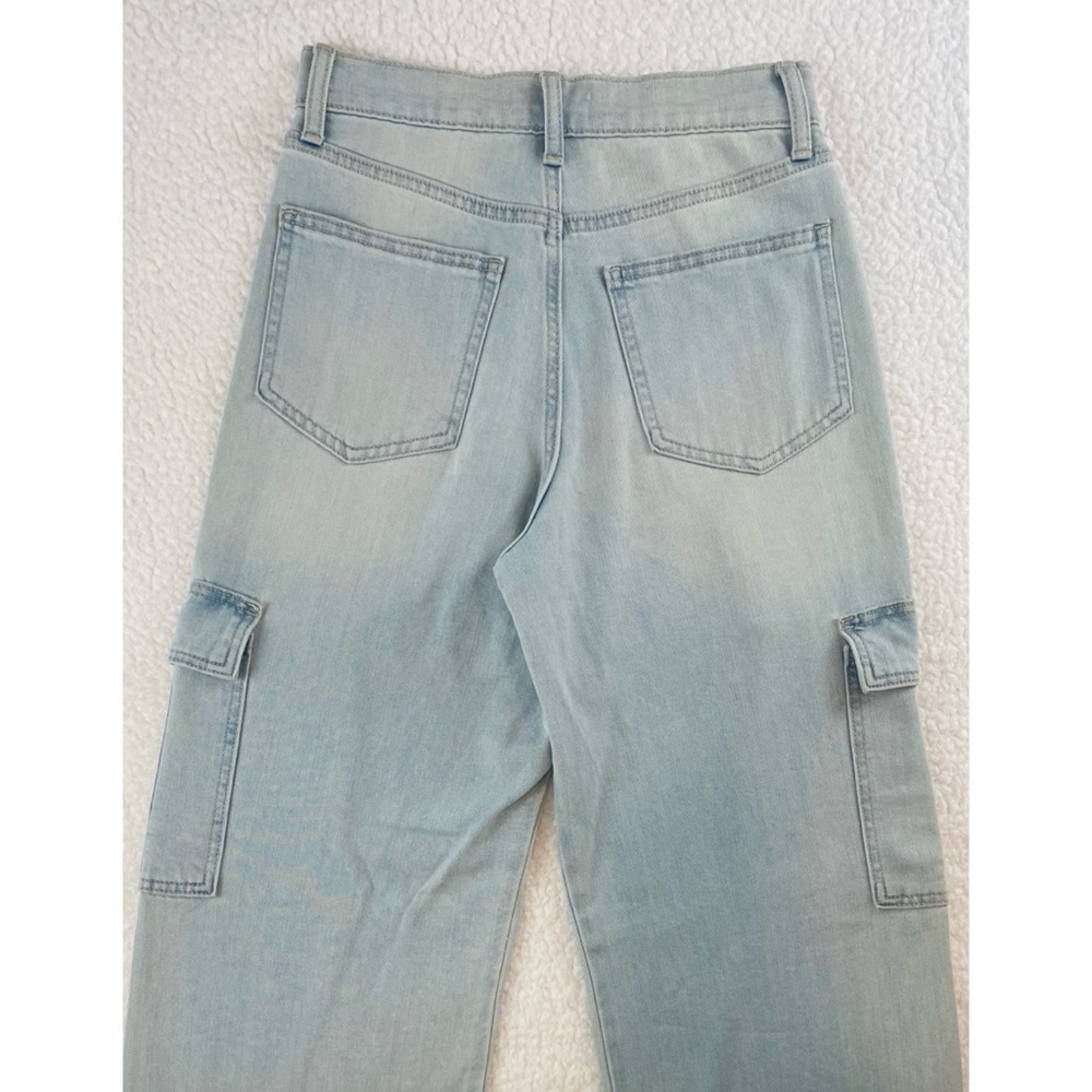 JBD. • Blue Light Wash High-Waisted Wide-Leg Cargo Jeans, 26 - Picture 9 of 16